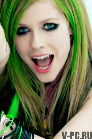 Avril Lavigne zelena kosa